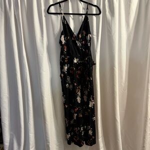 Kaileigh Black Floral Jumpsuit - Size Large (Damaged)